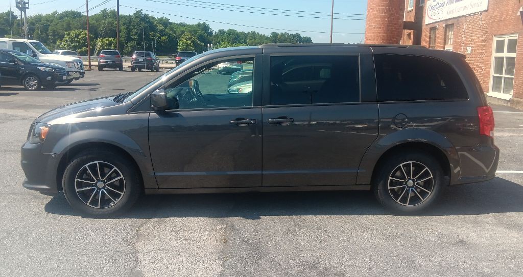 2019 Dodge Grand Caravan Image 2