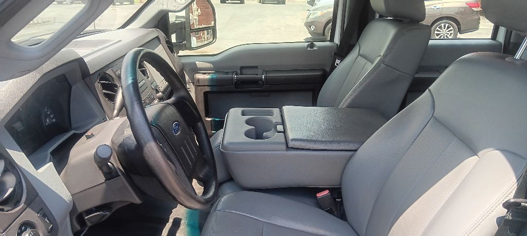 2015 Ford F-350 Image 9