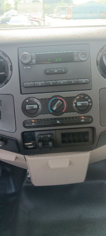 2008 Ford F-350 Image 13