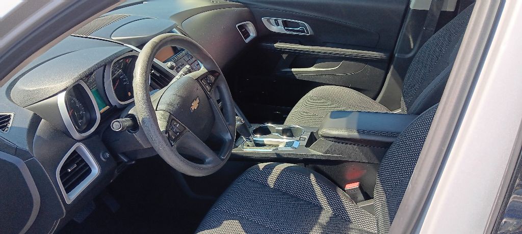2017 Chevrolet Equinox Image 12