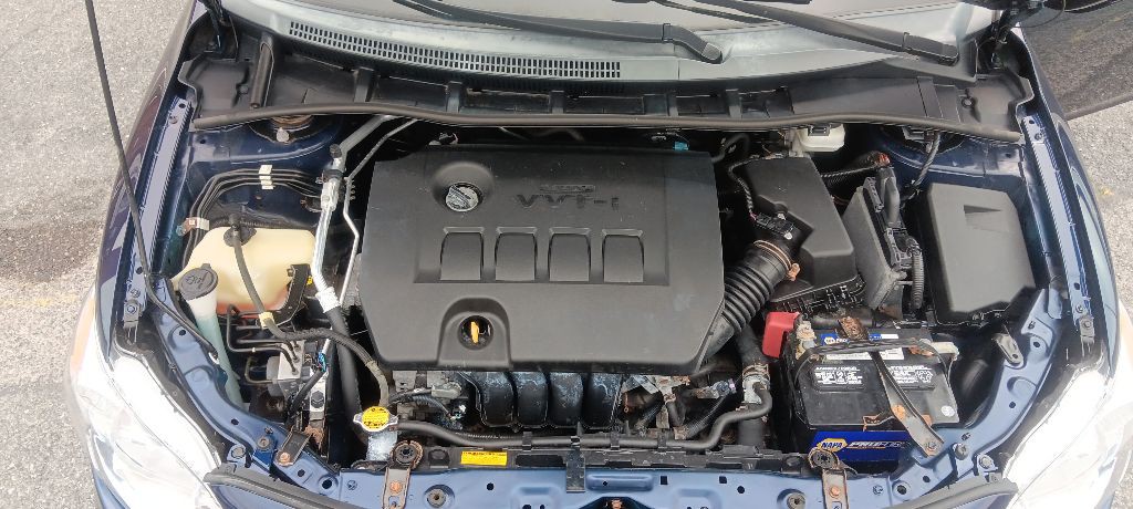 2013 Toyota Corolla Image 27