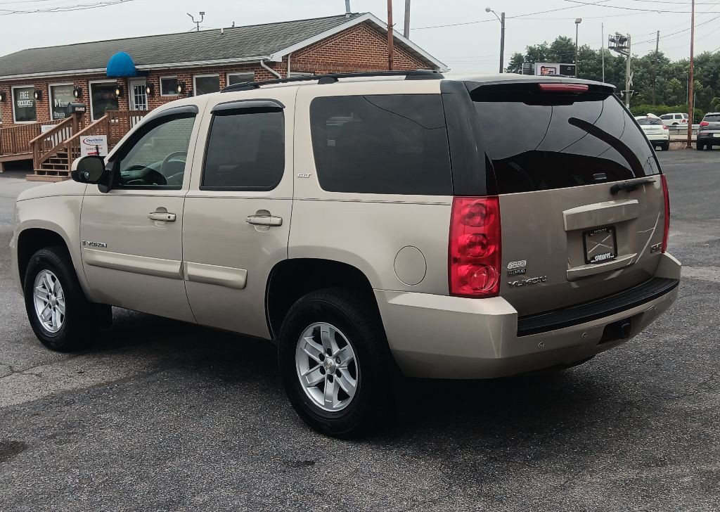 2009 GMC Yukon Image 3
