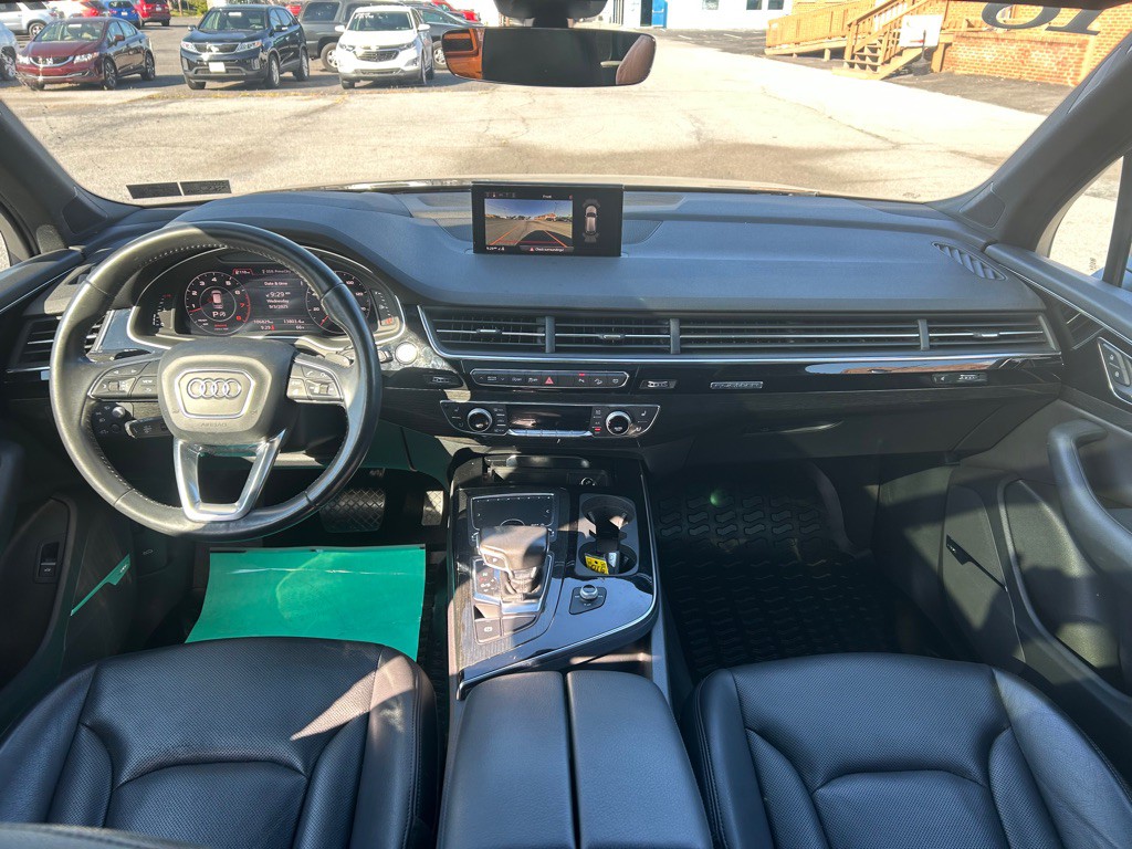 2018 Audi Q7 Image 10