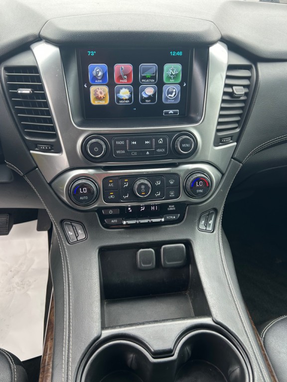 2017 Chevrolet Suburban Image 17