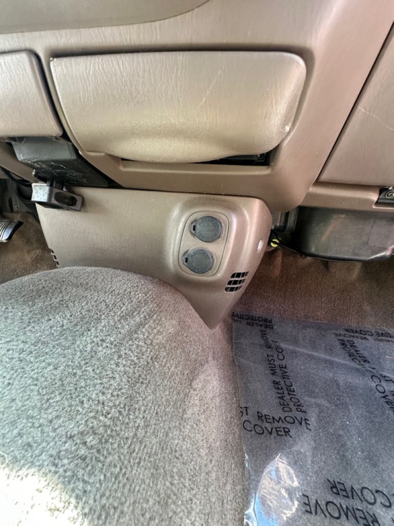 2002 Toyota Tundra Image 12