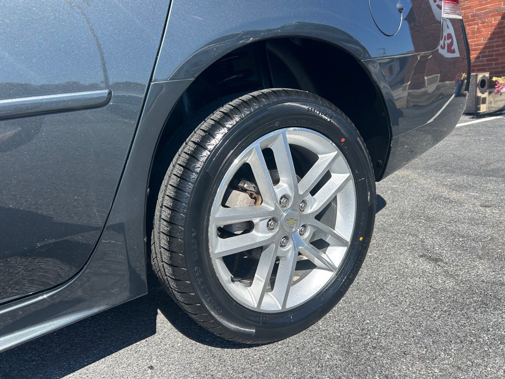 2014 Chevrolet Impala Image 9