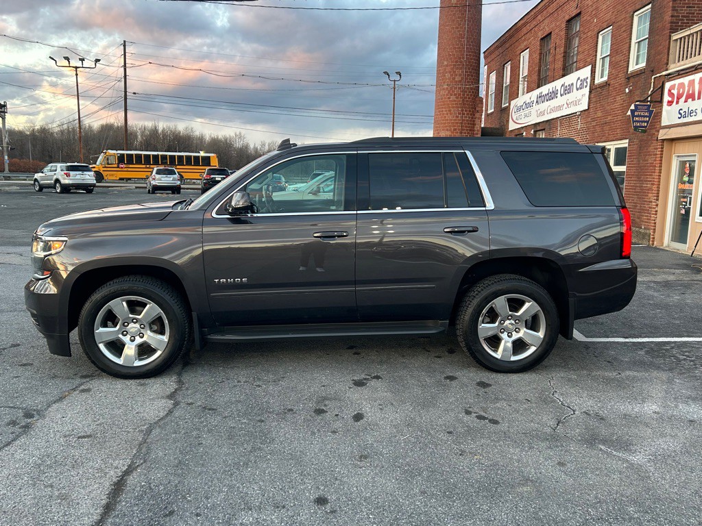 2017 Chevrolet Tahoe Image 2