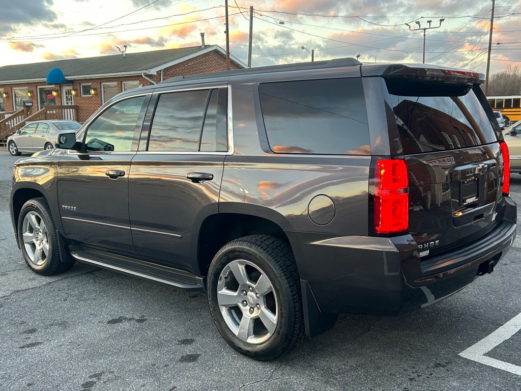 2017 Chevrolet Tahoe Image 3