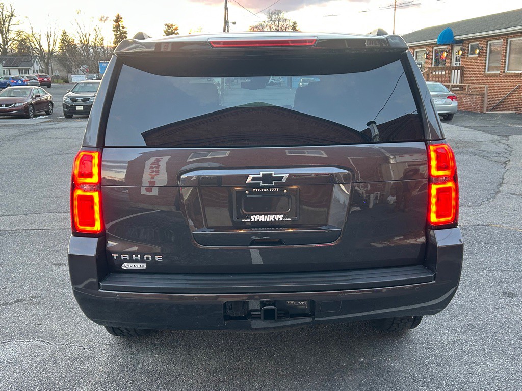 2017 Chevrolet Tahoe Image 4