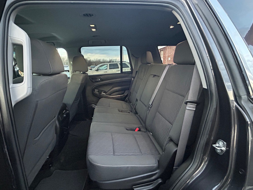 2017 Chevrolet Tahoe Image 12
