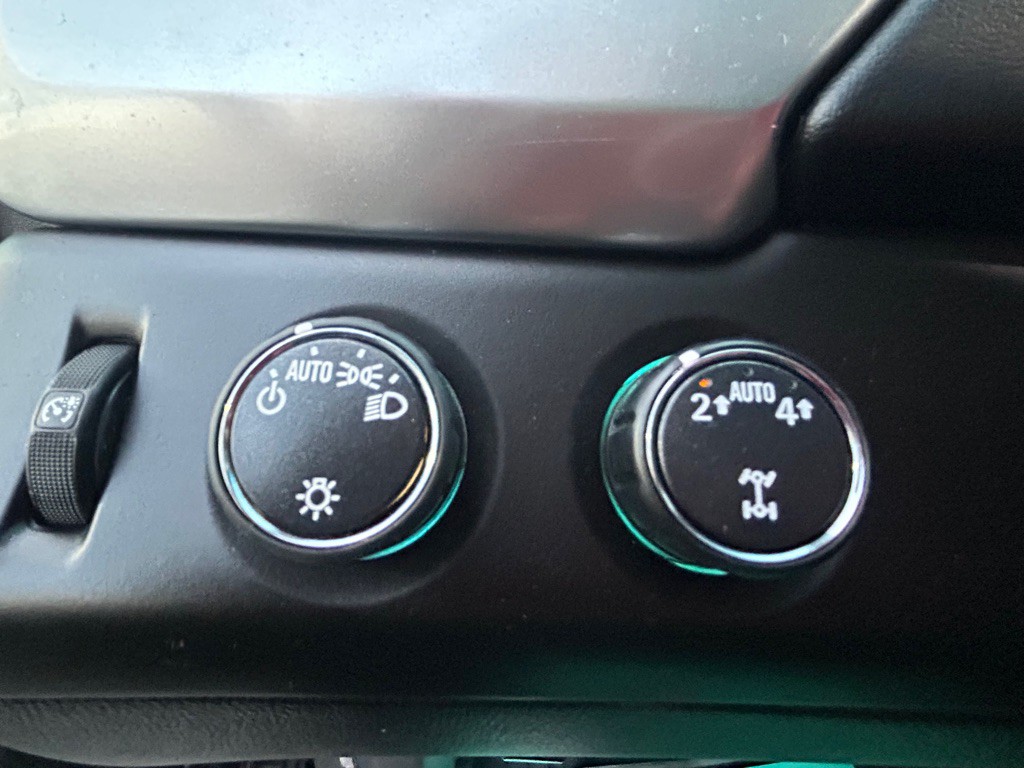 2017 Chevrolet Tahoe Image 15