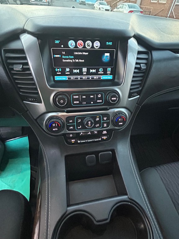 2017 Chevrolet Tahoe Image 16