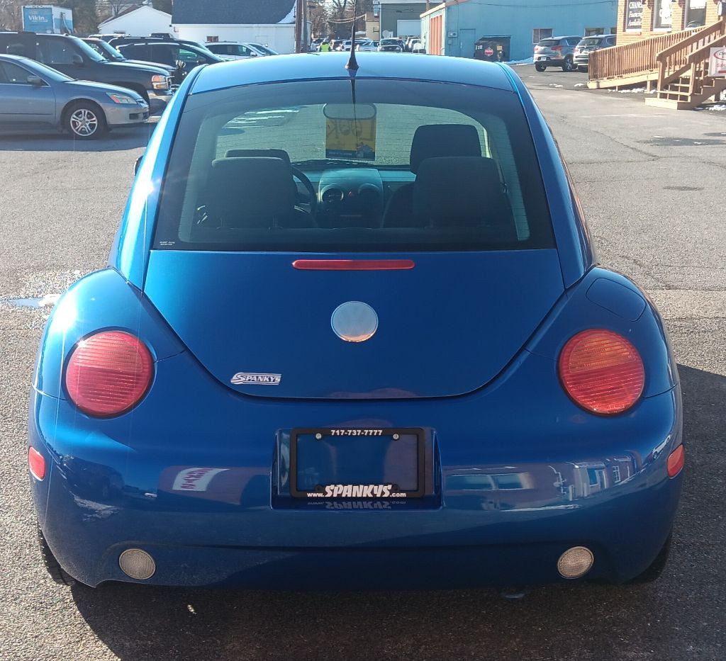 2004 Volkswagen Beetle Image 4