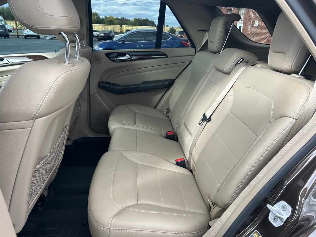 2014 Mercedes-Benz M-Class Image 14