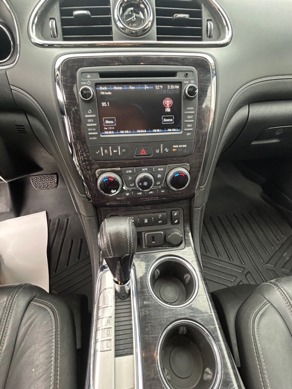 2017 Buick Enclave Image 17