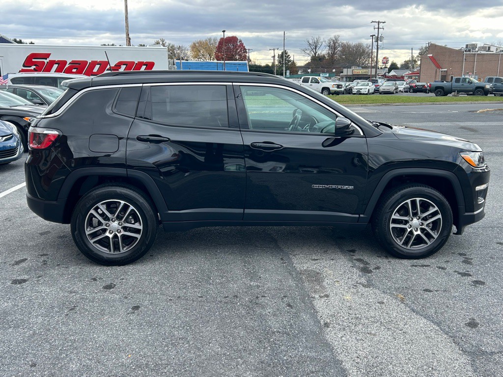 2019 Jeep Compass Image 6