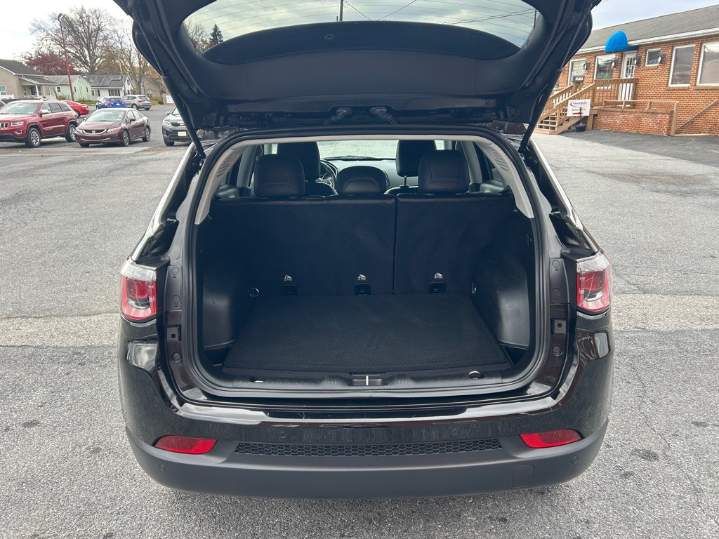 2019 Jeep Compass Image 12