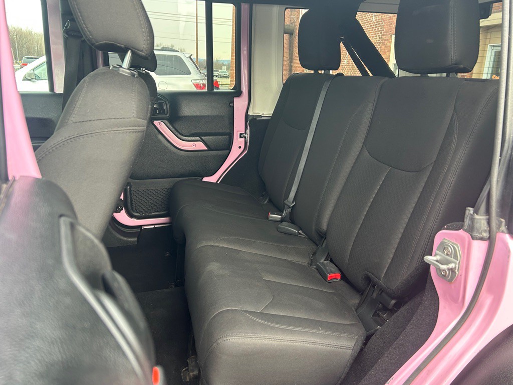 2018 Jeep Wrangler Image 11