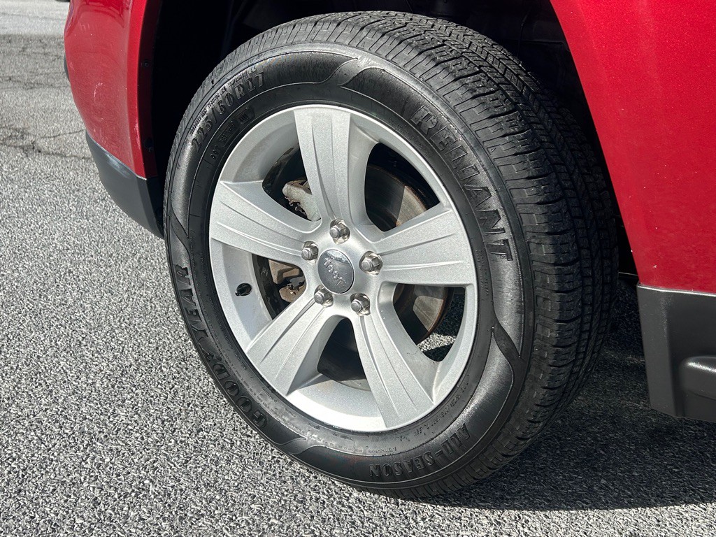 2014 Jeep Compass Image 9