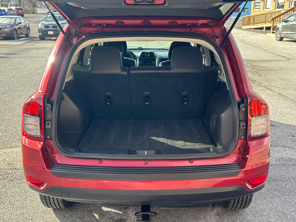 2014 Jeep Compass Image 11