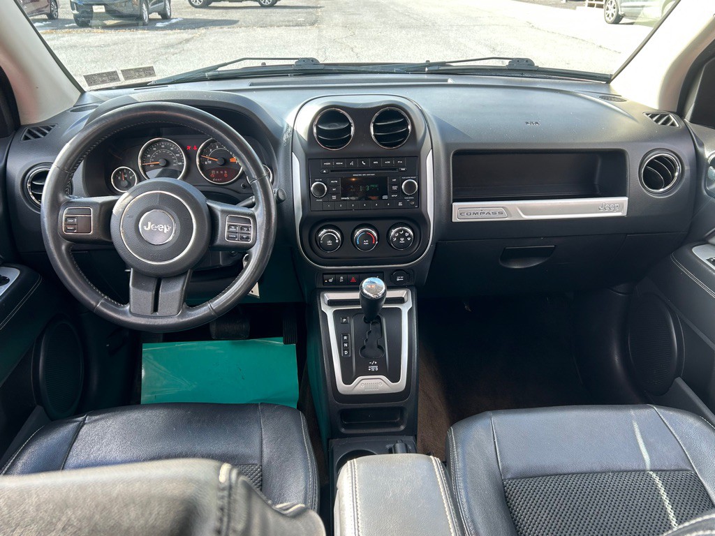 2014 Jeep Compass Image 12