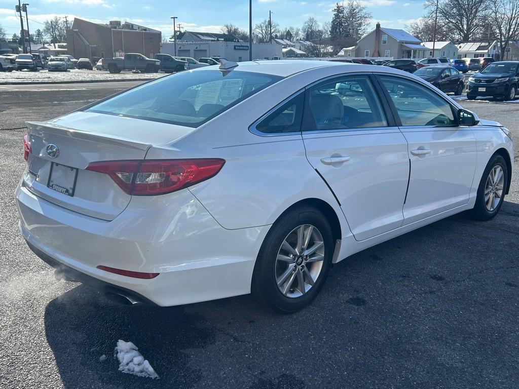 2017 Hyundai Sonata Image 5