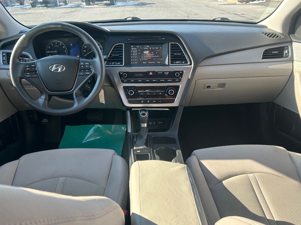2017 Hyundai Sonata Image 11