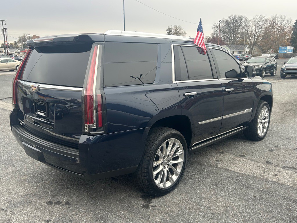 2018 Cadillac Escalade Image 5