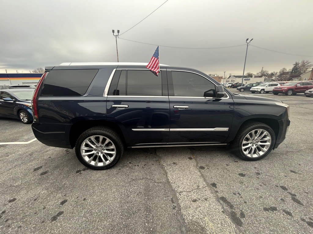 2018 Cadillac Escalade Image 6