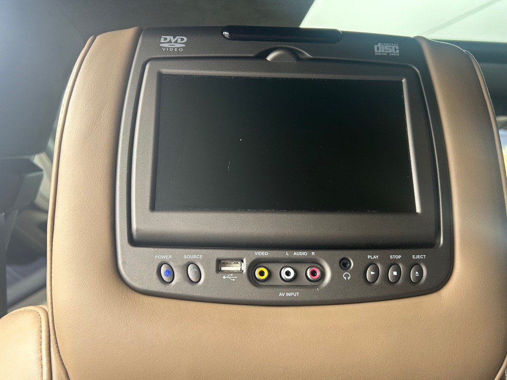 2018 Cadillac Escalade Image 14