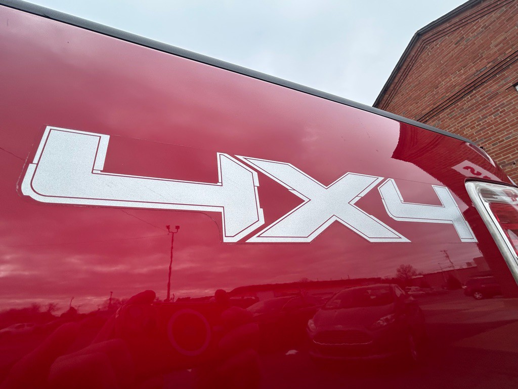 2012 Ford F-150 Image 12