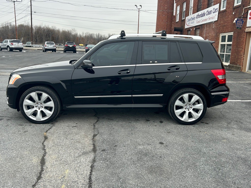 2011 Mercedes-Benz GLK-Class Image 2