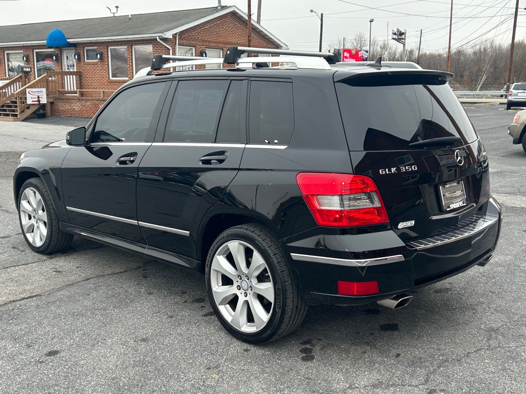 2011 Mercedes-Benz GLK-Class Image 3