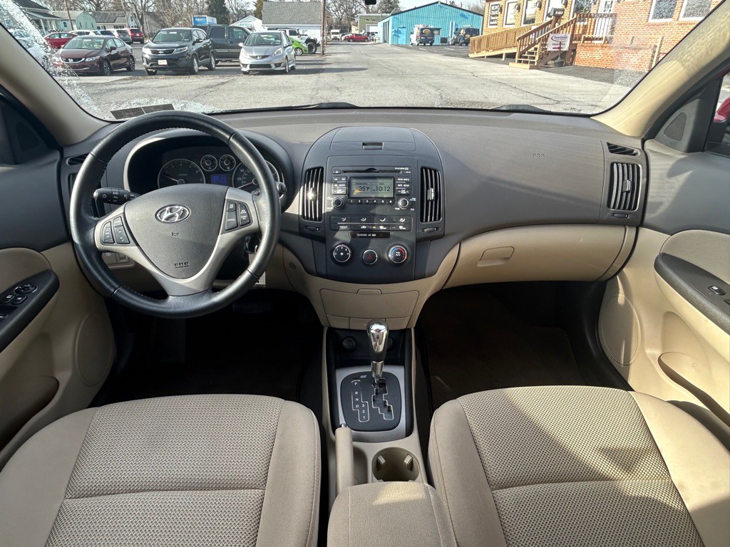 2009 Hyundai Elantra Image 12