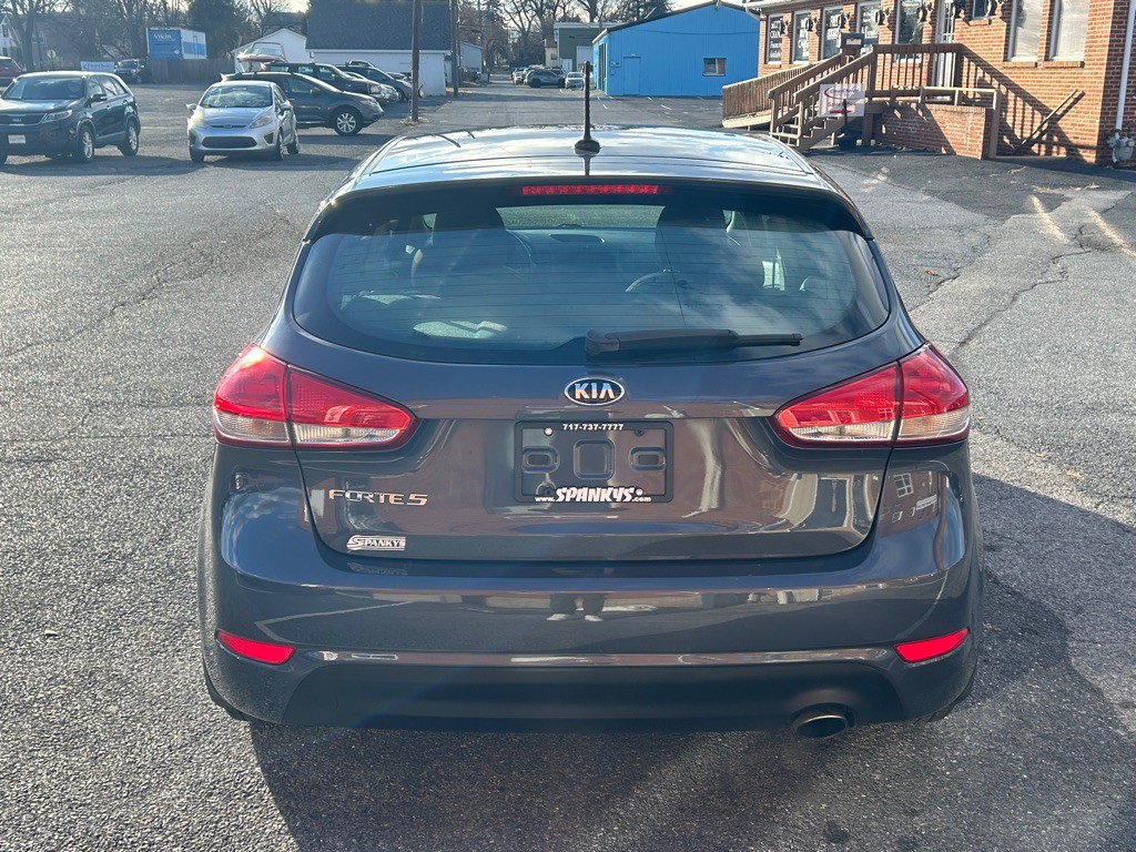 2016 Kia Forte Image 18