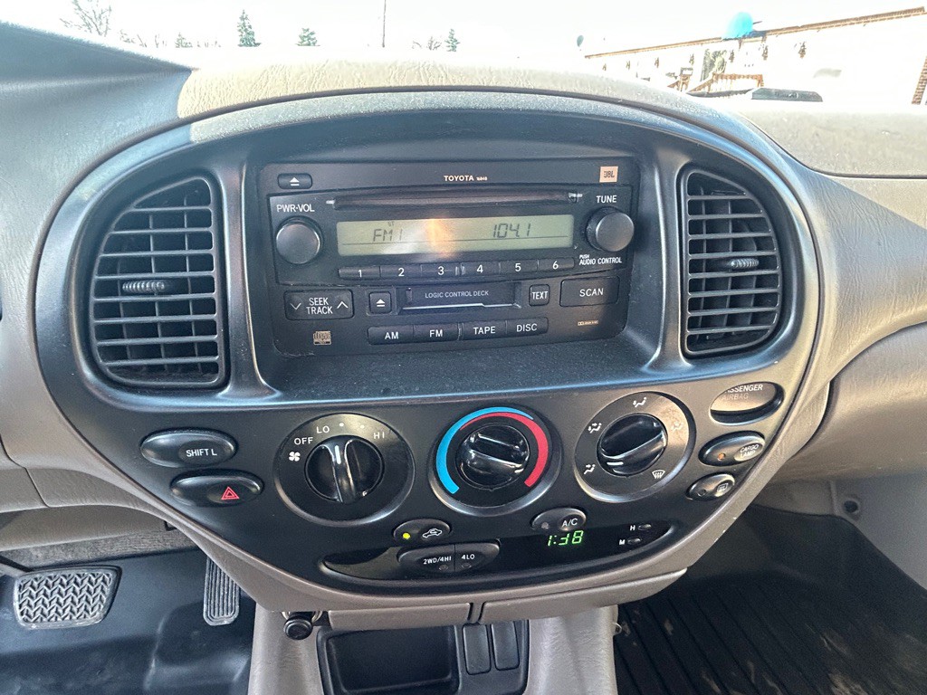 2006 Toyota Tundra Image 16