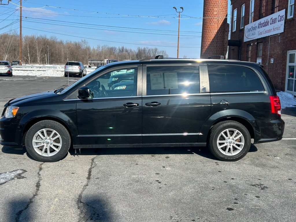 2020 Dodge Grand Caravan Image 2