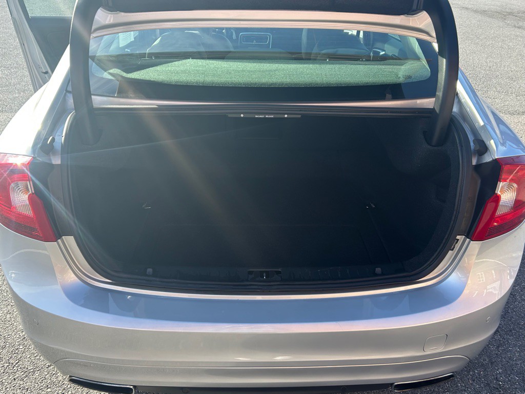 2016 Volvo S60 Image 12