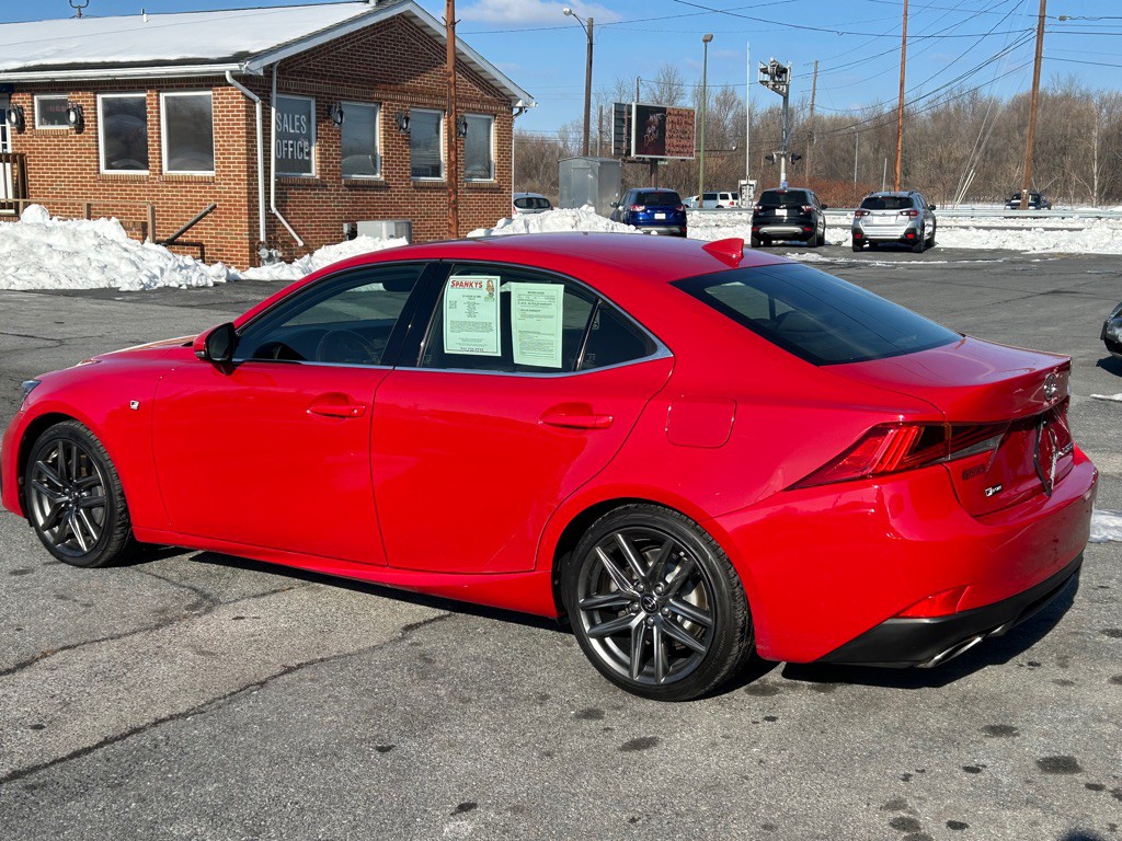 2017 Lexus IS 300 Image 3