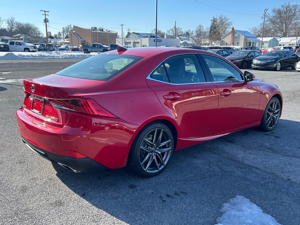 2017 Lexus IS 300 Image 5