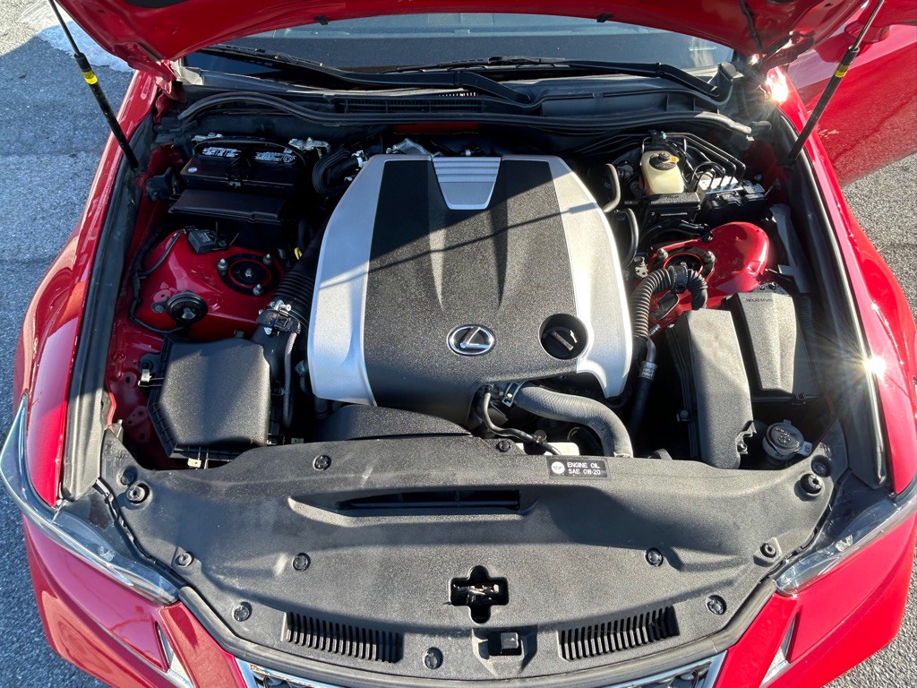 2017 Lexus IS 300 Image 18