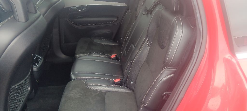 2016 Volvo XC90 Image 12