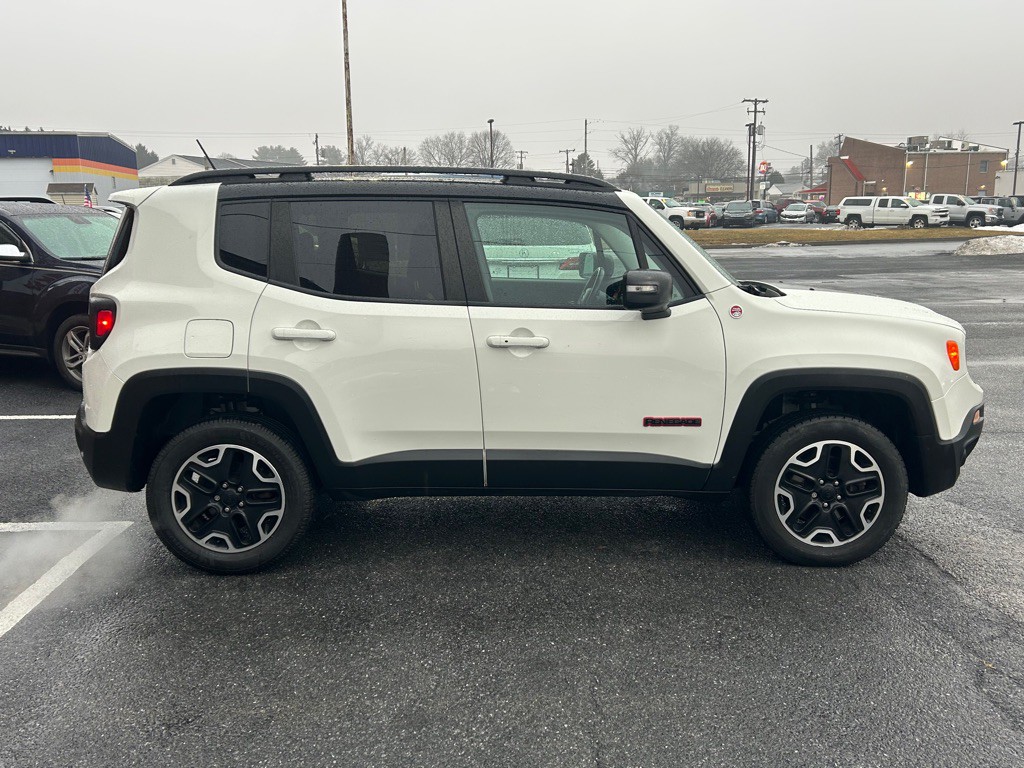 2017 Jeep Renegade Image 6
