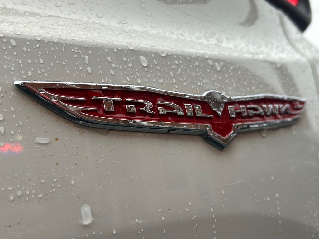 2017 Jeep Renegade Image 12