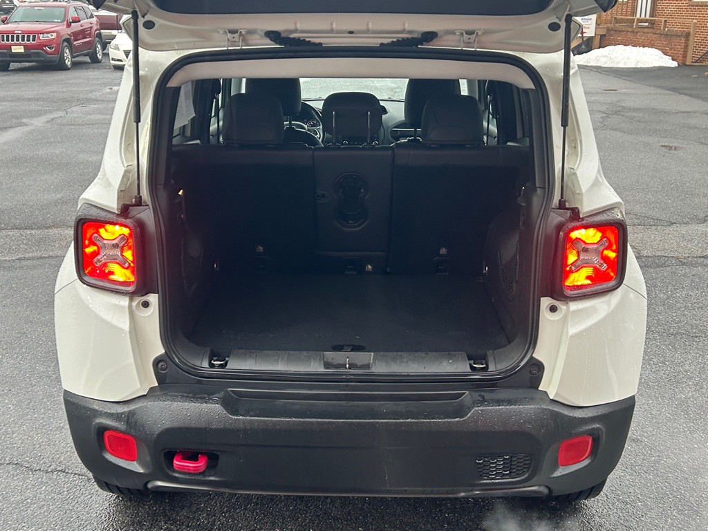 2017 Jeep Renegade Image 13