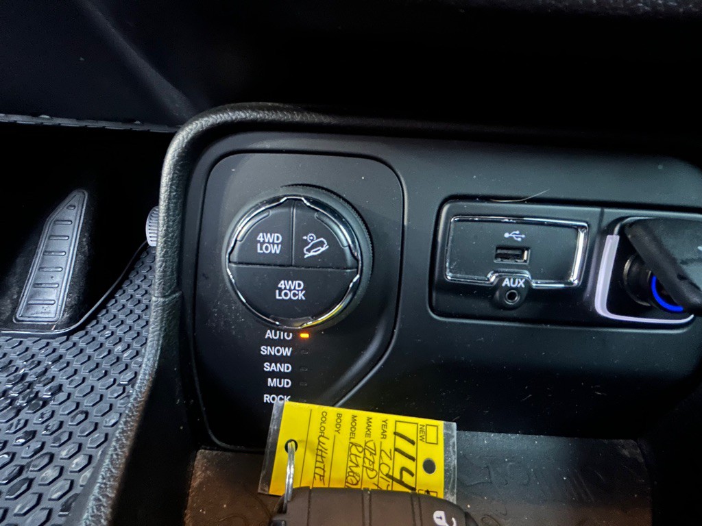 2017 Jeep Renegade Image 18