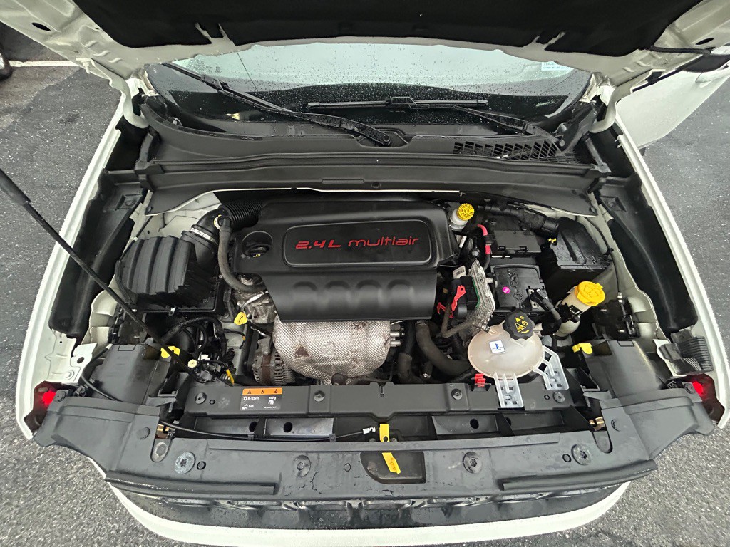 2017 Jeep Renegade Image 19