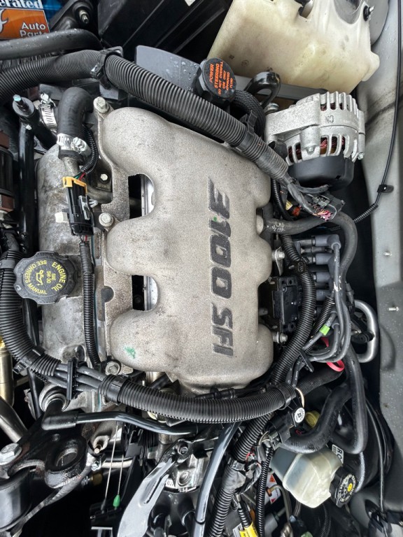 2000 Buick Century Image 10