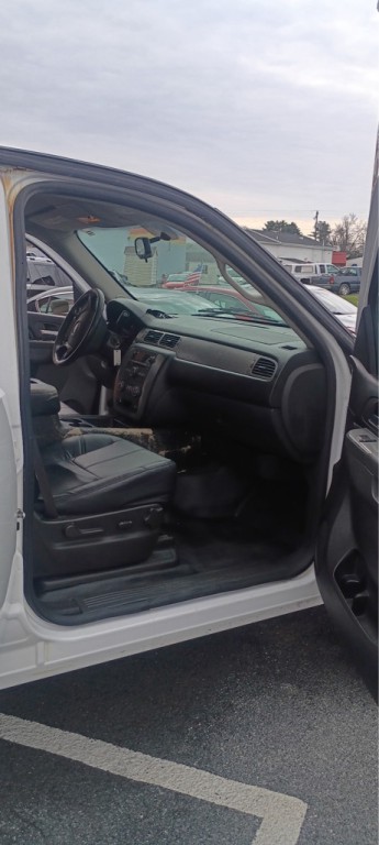 2012 Chevrolet Tahoe Image 8