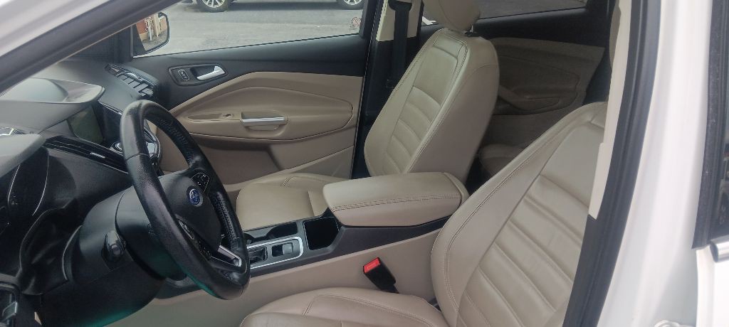 2019 Ford Escape Image 11